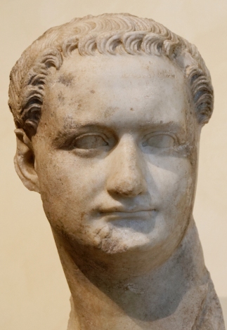 3. Domitian ließ sich als Herr und Gott bereits zu seinen Lebzeiten verehren.