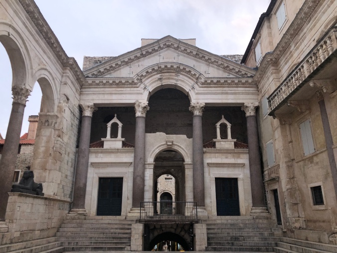 Historical_Complex_of_Split_with_the_Palace_of_Diocletian_Part2_075
